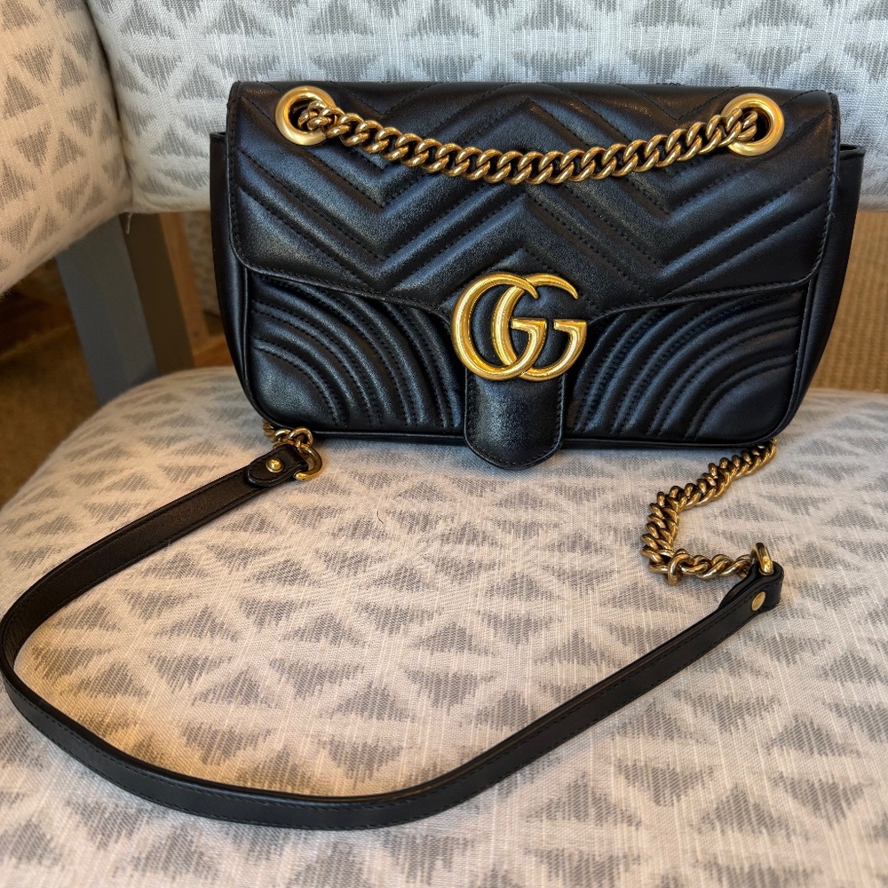 Gucci GG MARMONT SMALL SHOULDER BAG